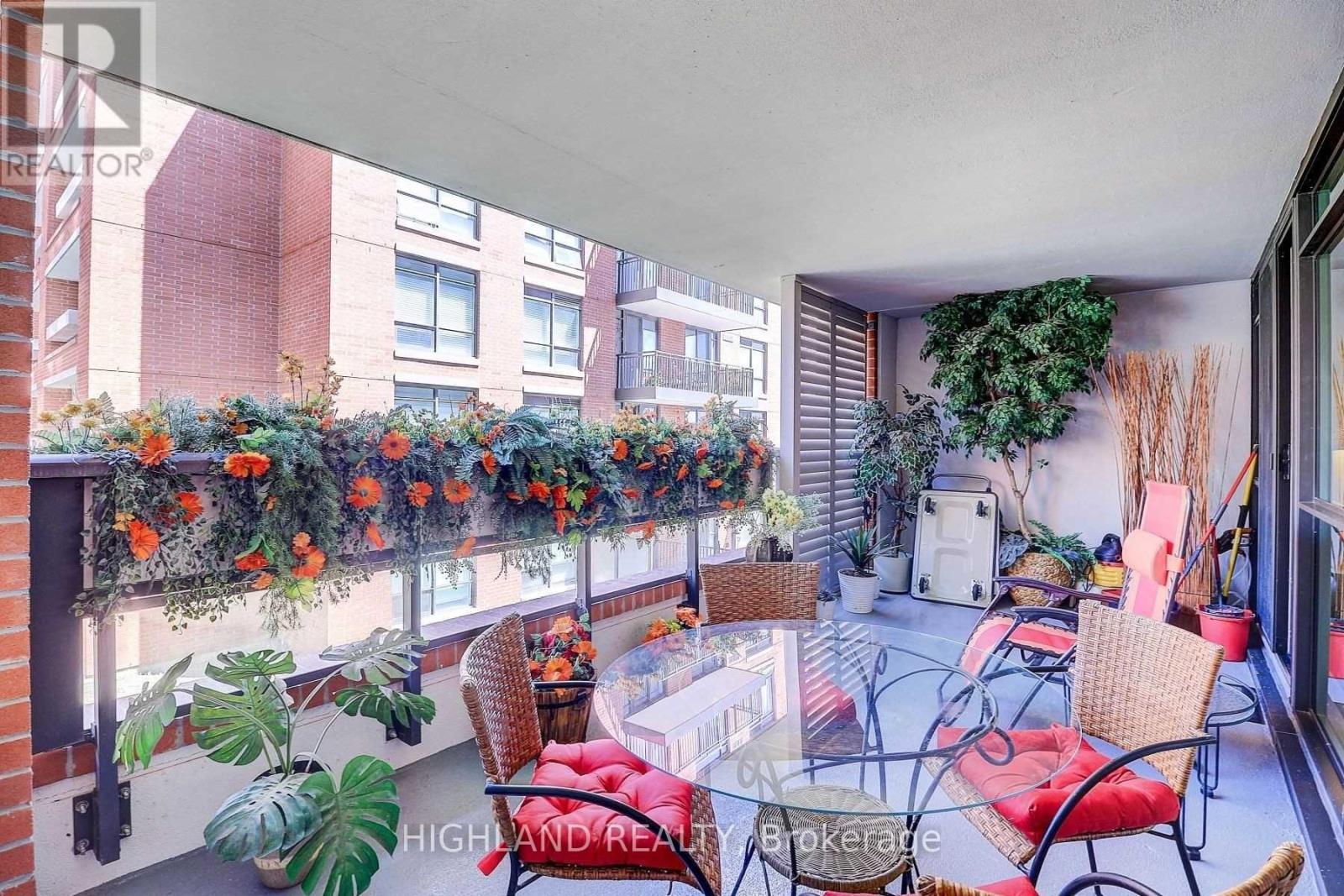 303 - 800 Lawrence Avenue W, Toronto, Ontario  M6A 1C3 - Photo 15 - W13816358