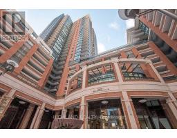 303 - 800 LAWRENCE AVENUE W, Toronto, Ontario