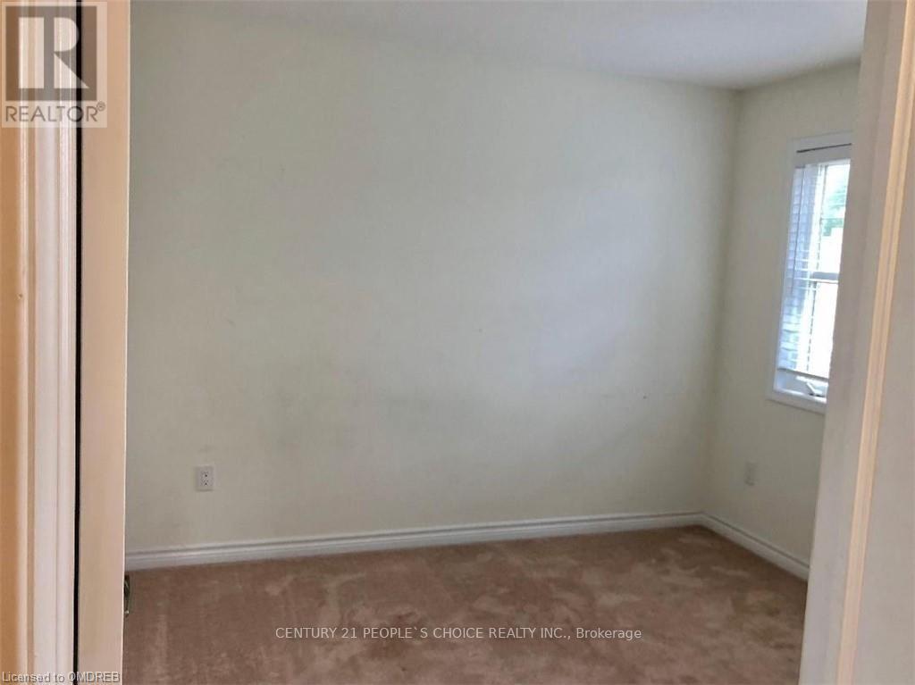 905 Orr Court, Kitchener, Ontario  N2R 1R4 - Photo 15 - X13816314