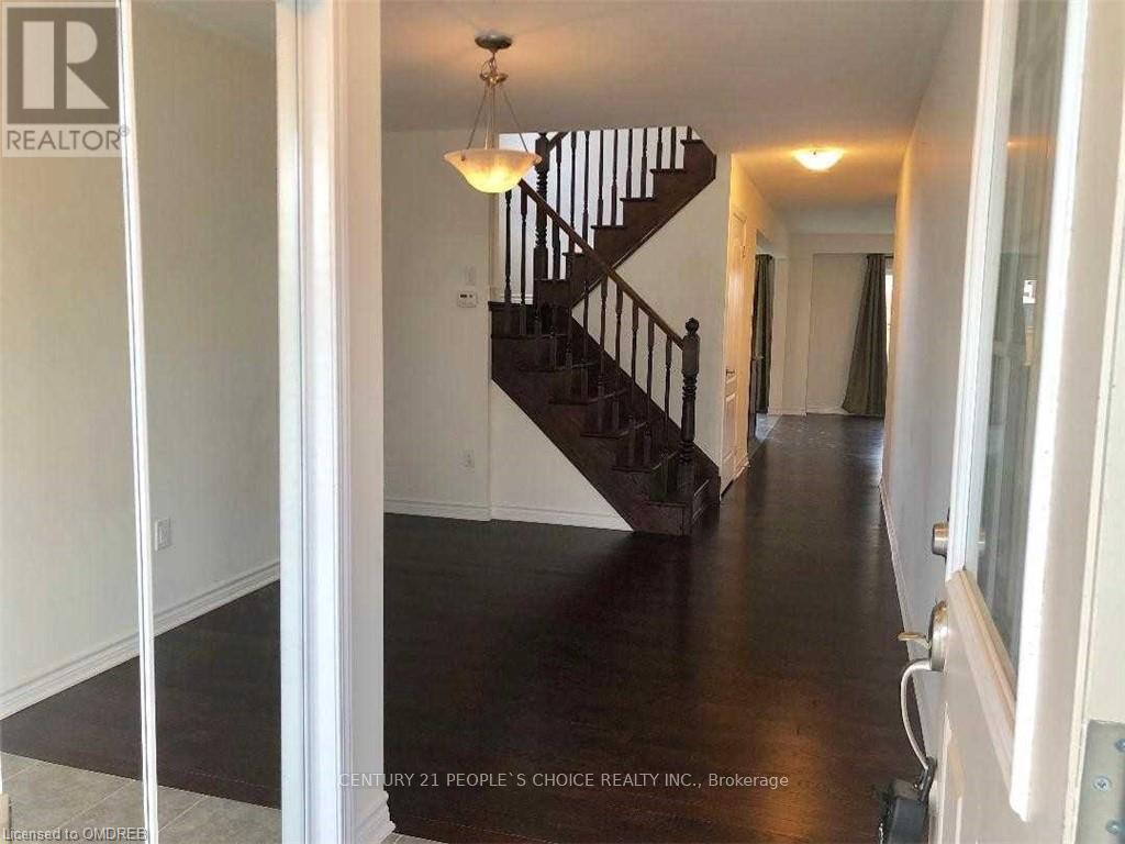 905 Orr Court, Kitchener, Ontario  N2R 1R4 - Photo 3 - X13816314