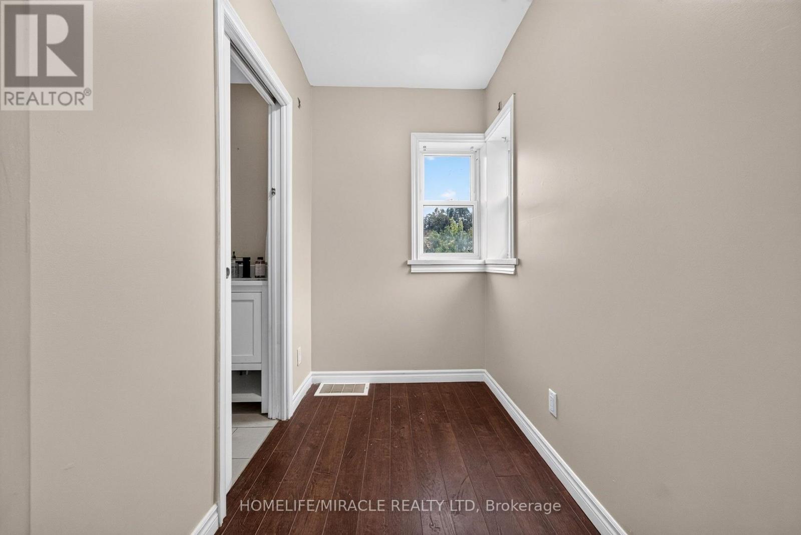 176 Avalon Place, Kitchener, Ontario  N2M 4N8 - Photo 13 - X13816382