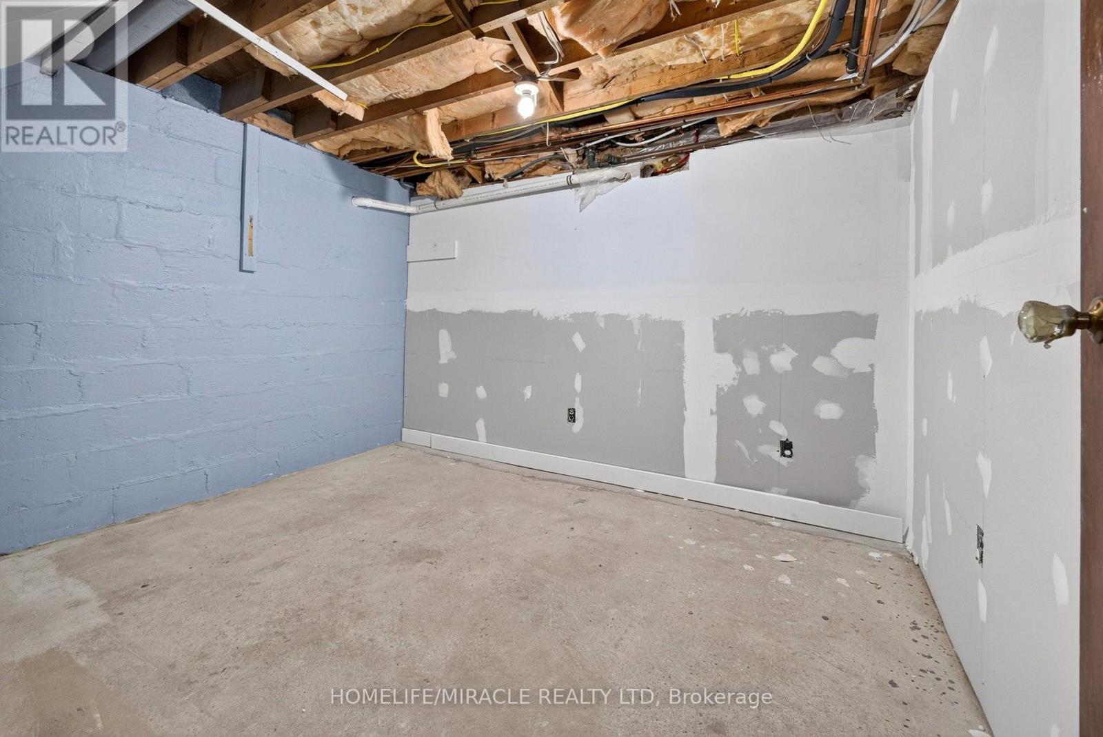 176 Avalon Place, Kitchener, Ontario  N2M 4N8 - Photo 24 - X13816382