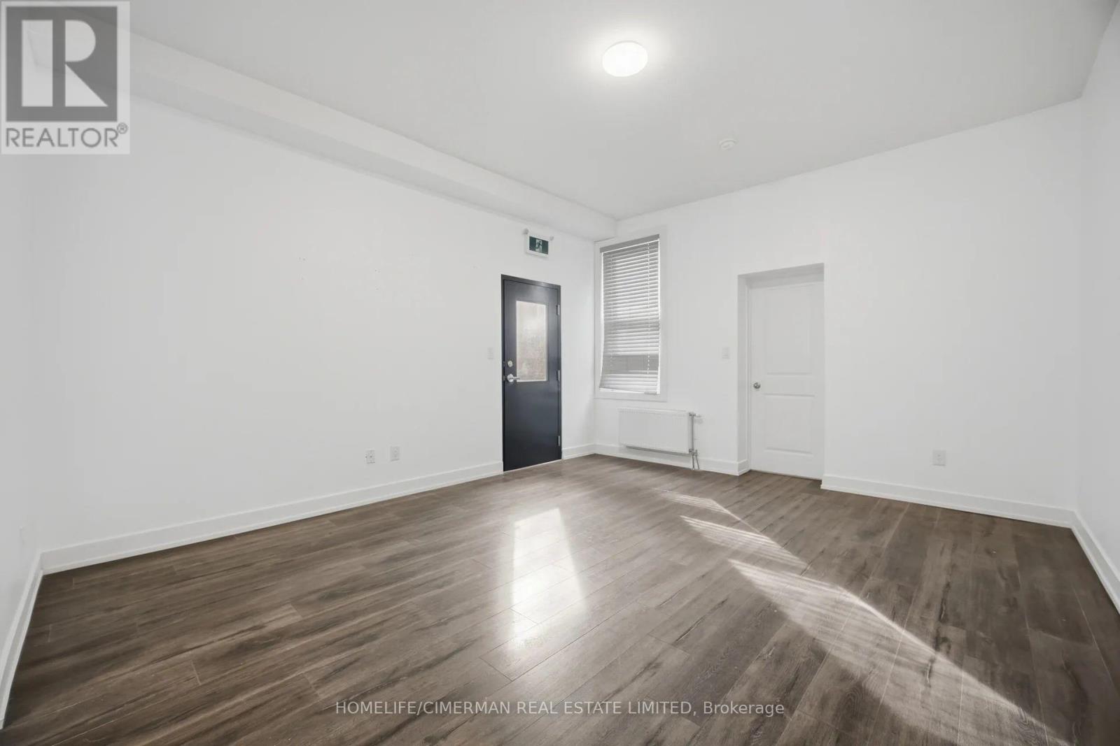 Unknown Address, ,    - Photo 20 - X13816436