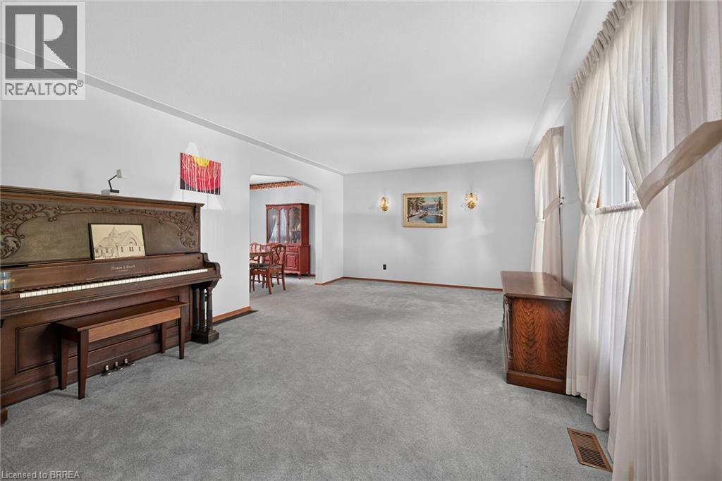 5 Rathbun Place, Brantford, Ontario  N3R 1K4 - Photo 7 - 40862336