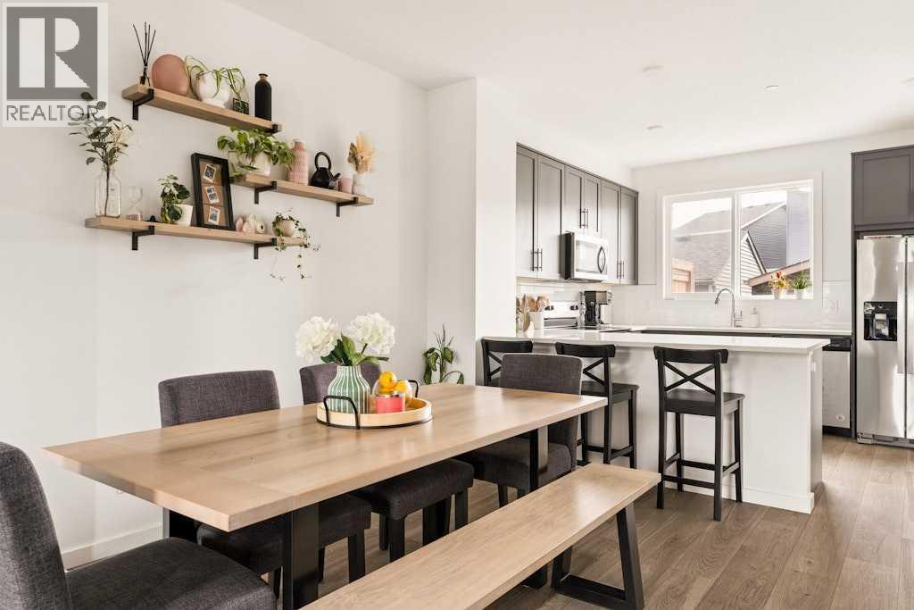 39 Howse Rise NE photo 8