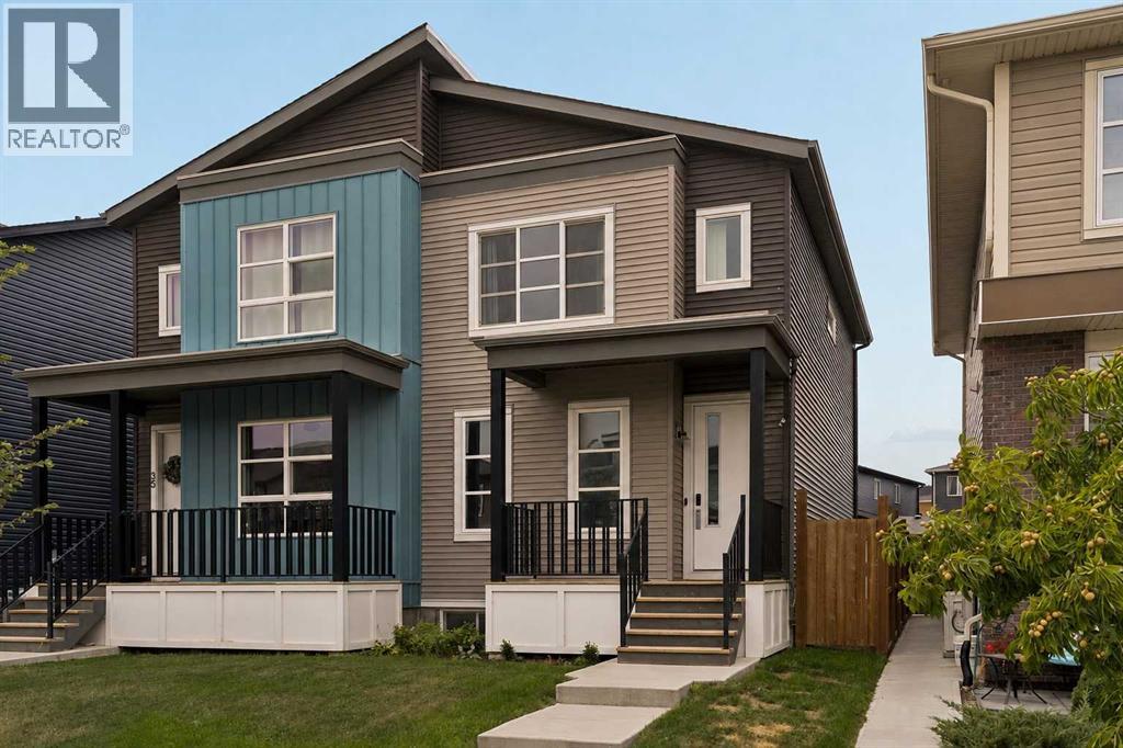 39 Howse Rise NE photo 32