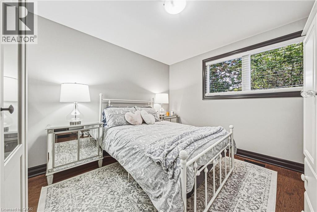 581 Holly Hill Crescent, Burlington, Ontario  L7L 3Z8 - Photo 23 - 40865056