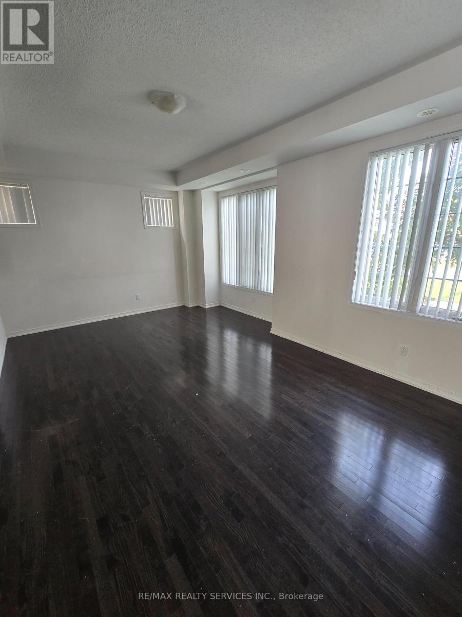 12 - 12 Utopia Way N, Brampton, Ontario  L6P 4A6 - Photo 11 - W13806140