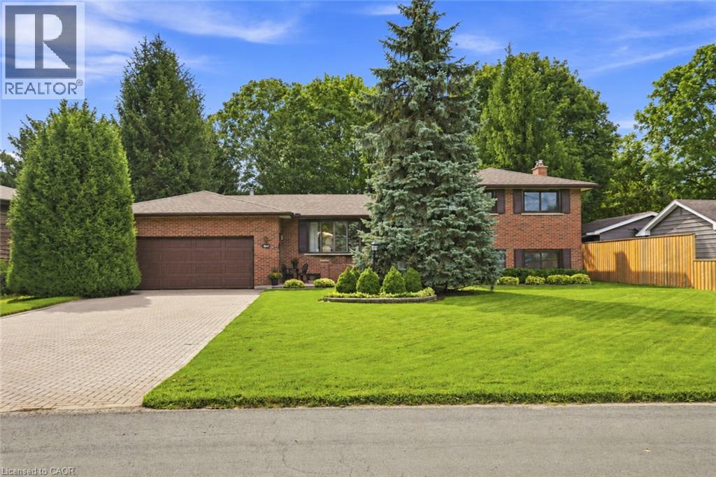 8 Norbert Place, Kitchener, Ontario  N2K 1E6 - Photo 3 - 40861778