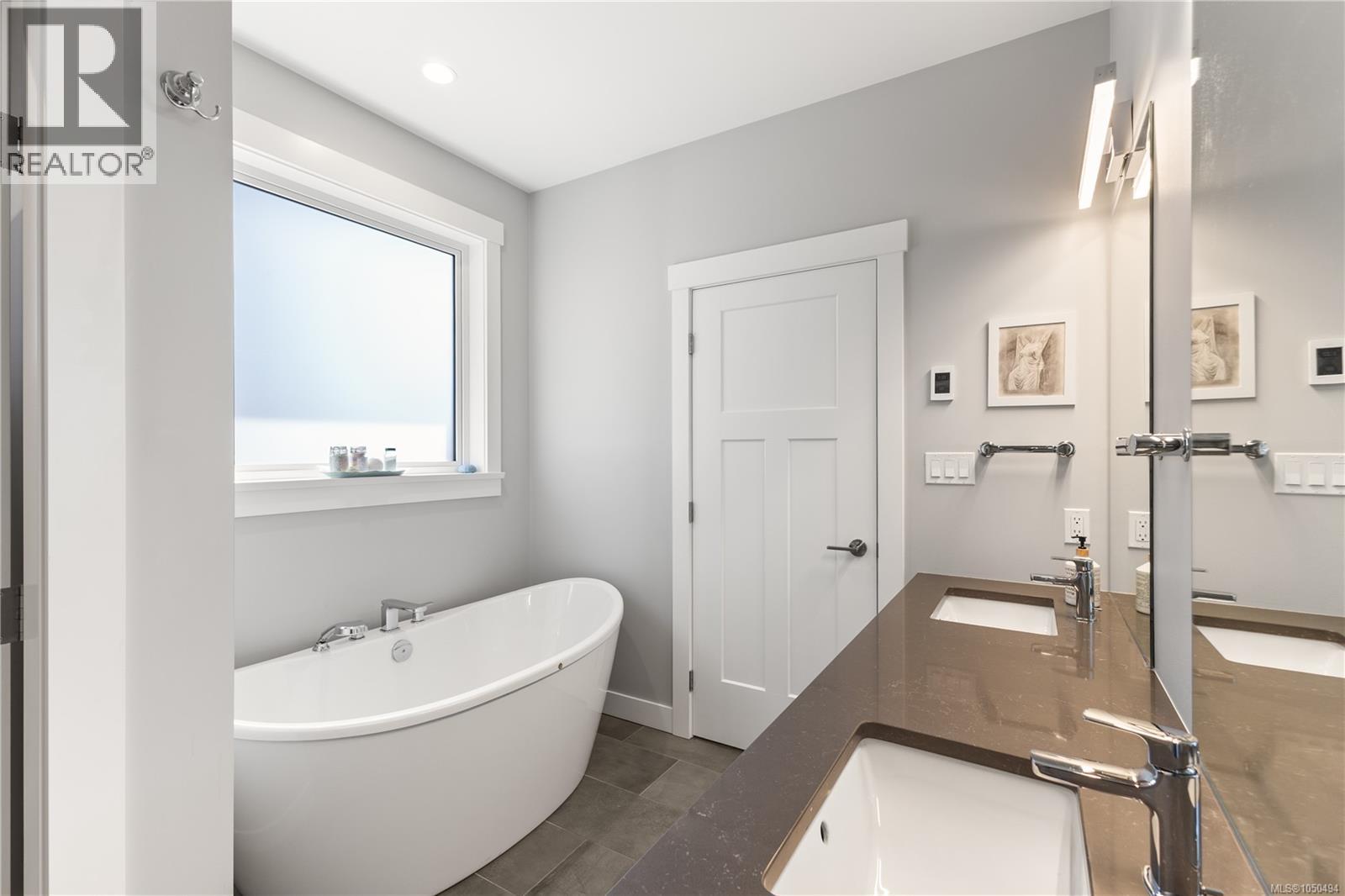 711 Salal St, Campbell River, British Columbia  V9H 0E3 - Photo 23 - 1050494