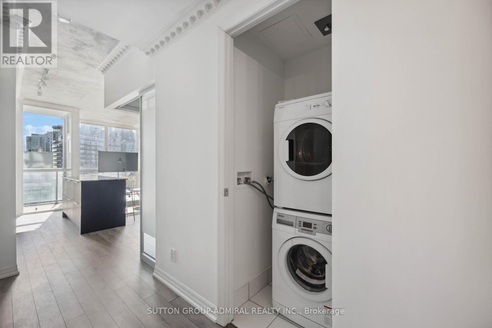 1607 - 88 Blue Jays Way, Toronto, Ontario  M5V 2G3 - Photo 7 - C13816524
