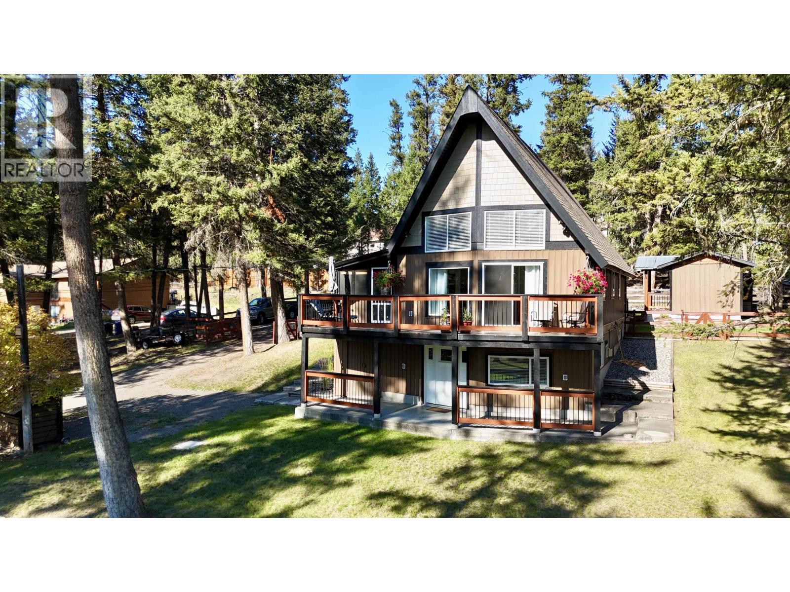 4867 GLOINNZUN DRIVE, 108 Mile Ranch, British Columbia
