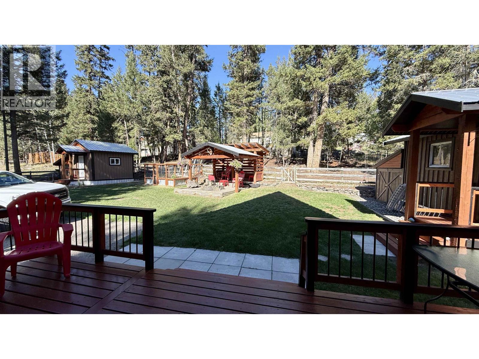 4867 Gloinnzun Drive, 108 Mile Ranch, British Columbia  V0K 2Z0 - Photo 23 - R3168525