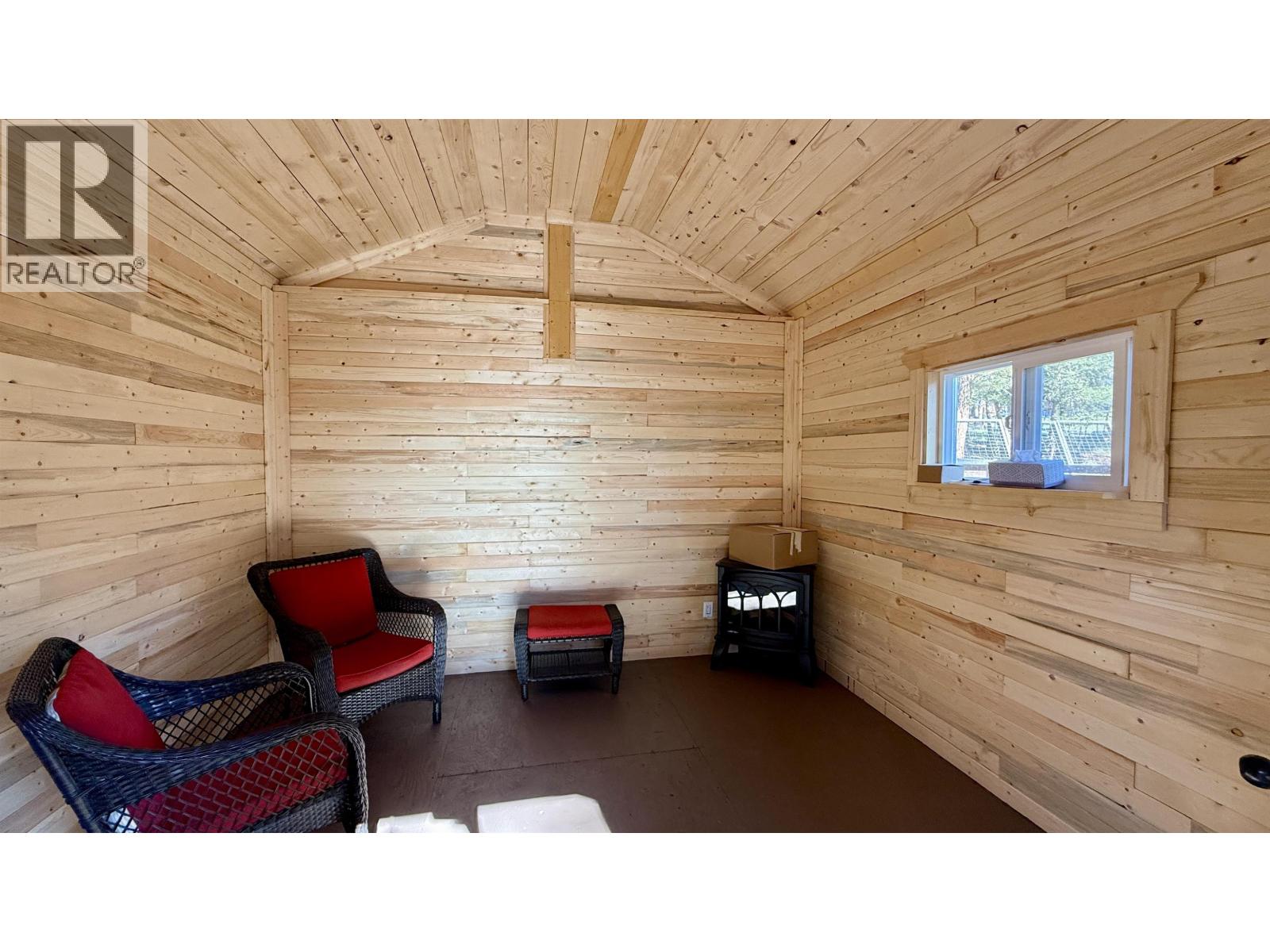 4867 Gloinnzun Drive, 108 Mile Ranch, British Columbia  V0K 2Z0 - Photo 26 - R3168525