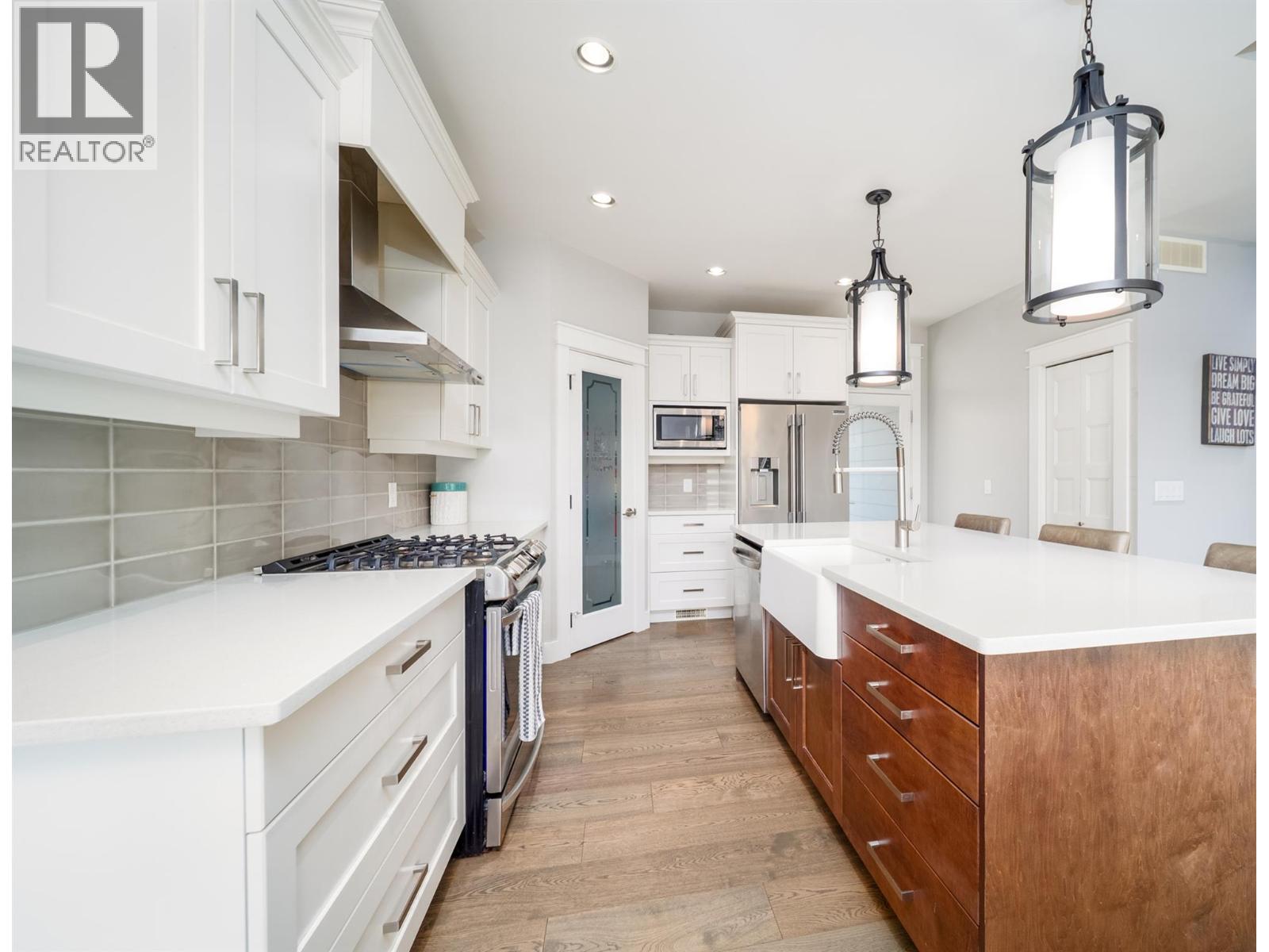 2588 Paramount Drive, West Kelowna, British Columbia  V4T 3M6 - Photo 9 - 10401014