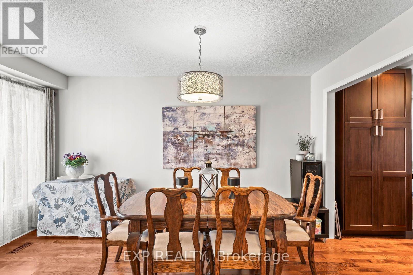 6192 Duford Drive, Mississauga, Ontario  L5V 1A5 - Photo 12 - W13647956