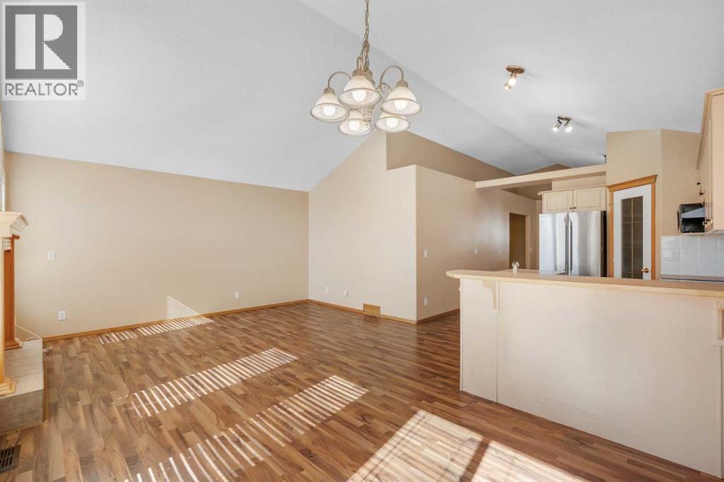 186 Cramond Close SE
