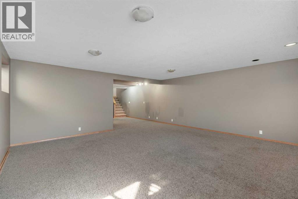 186 Cramond Close SE