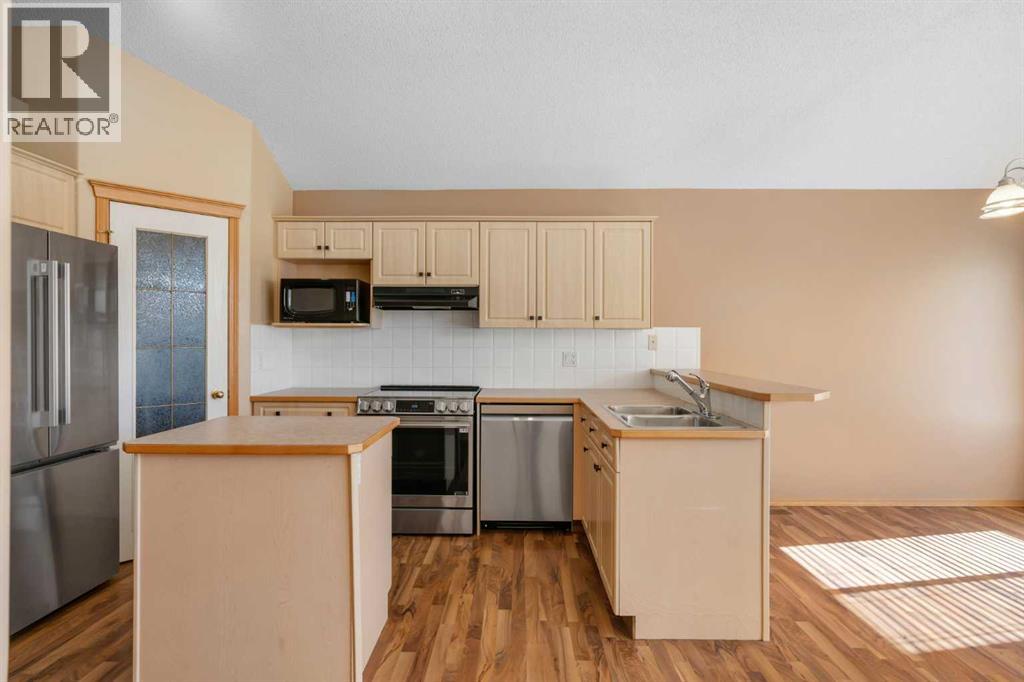 186 Cramond Close SE