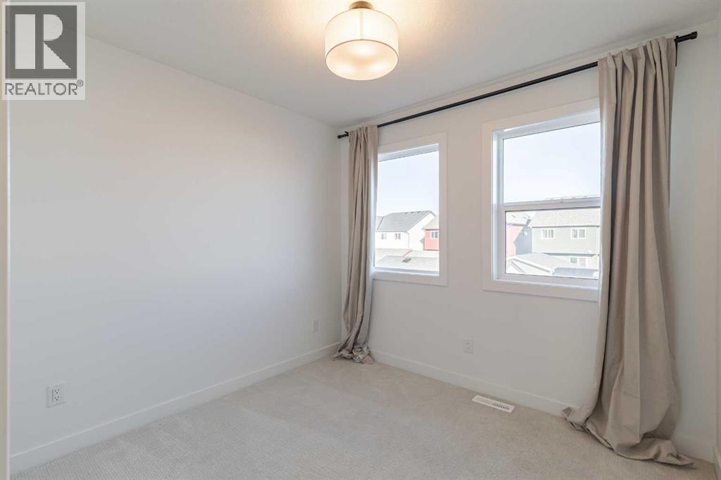 74 Mallard Heath SE