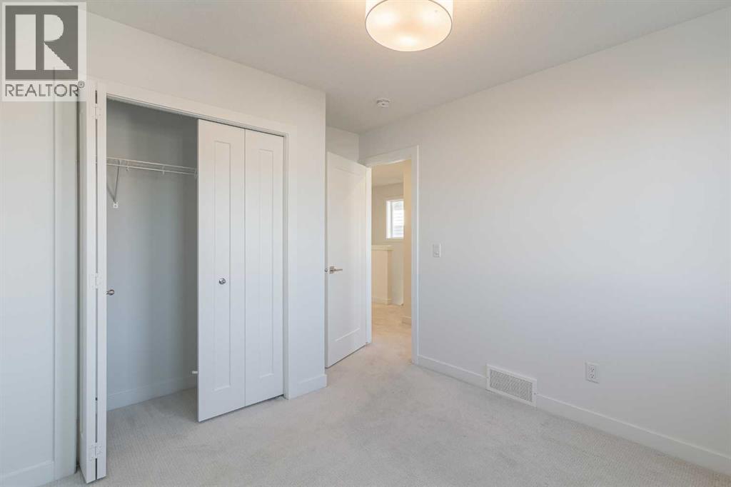 74 Mallard Heath SE