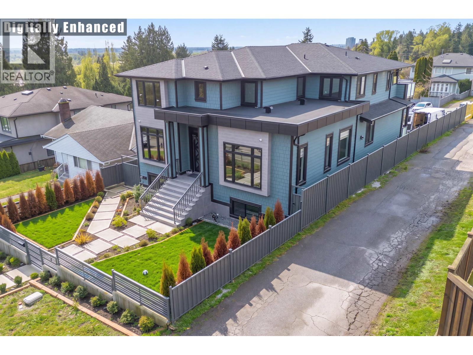 8007 Bradley Avenue, Burnaby, British Columbia  V5J 3T9 - Photo 2 - R3150980
