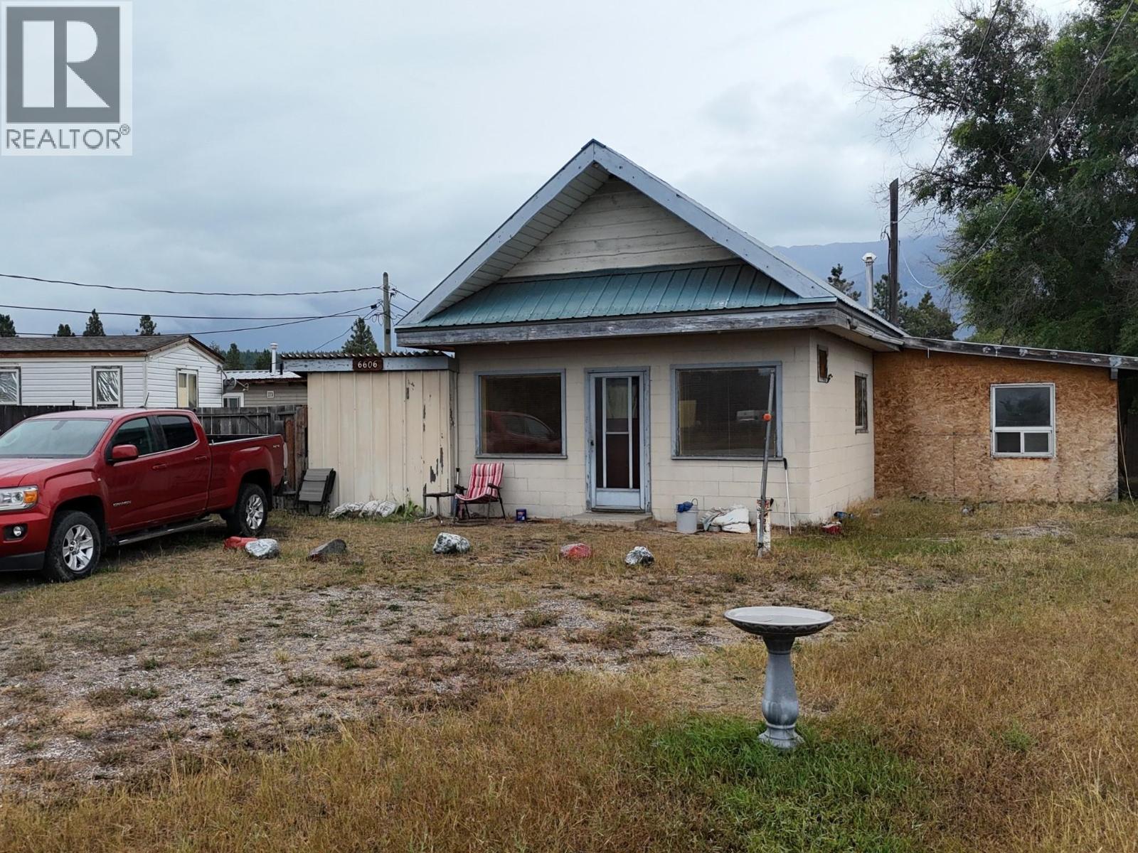 6598 Larch Road photo 22