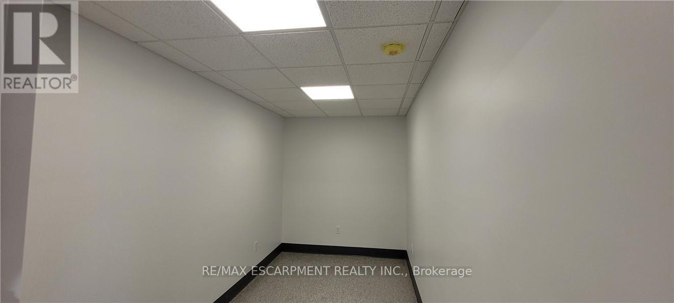 Office #1 - 120 Parkdale Avenue N, Hamilton, Ontario  L8H 5W9 - Photo 14 - X12647016