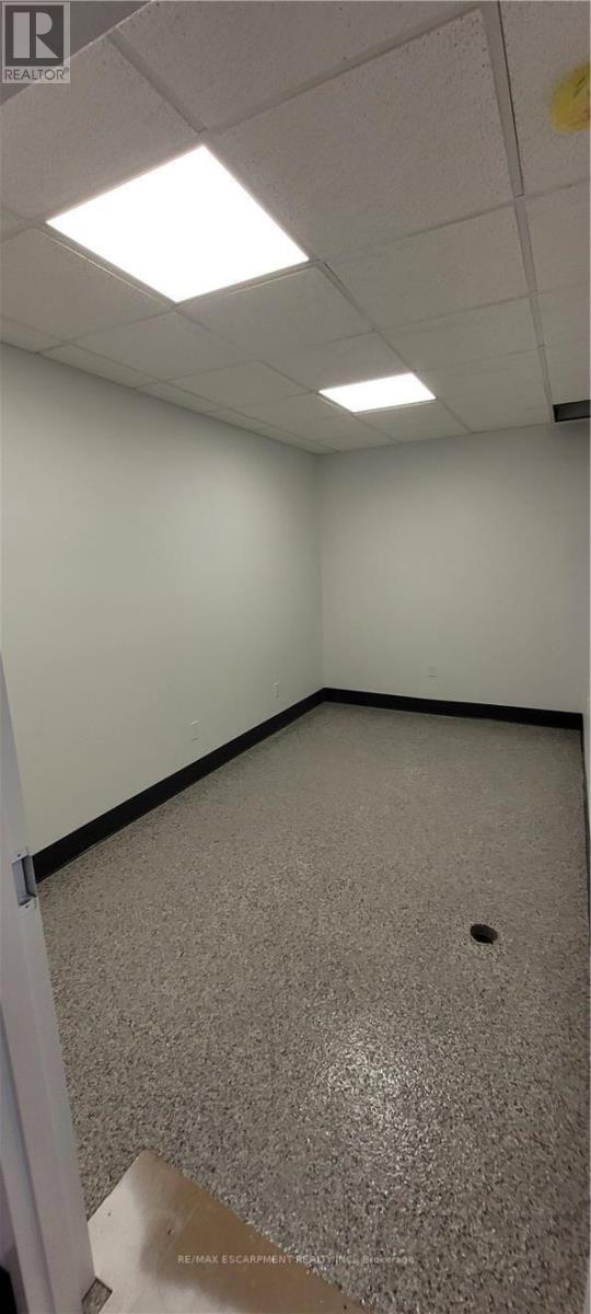 Office #1 - 120 Parkdale Avenue N, Hamilton, Ontario  L8H 5W9 - Photo 15 - X12647016
