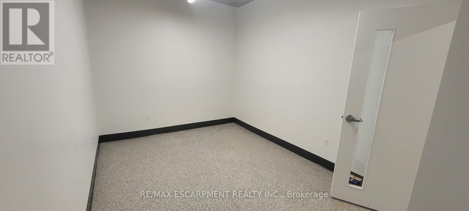 Office #1 - 120 Parkdale Avenue N, Hamilton, Ontario  L8H 5W9 - Photo 20 - X12647016