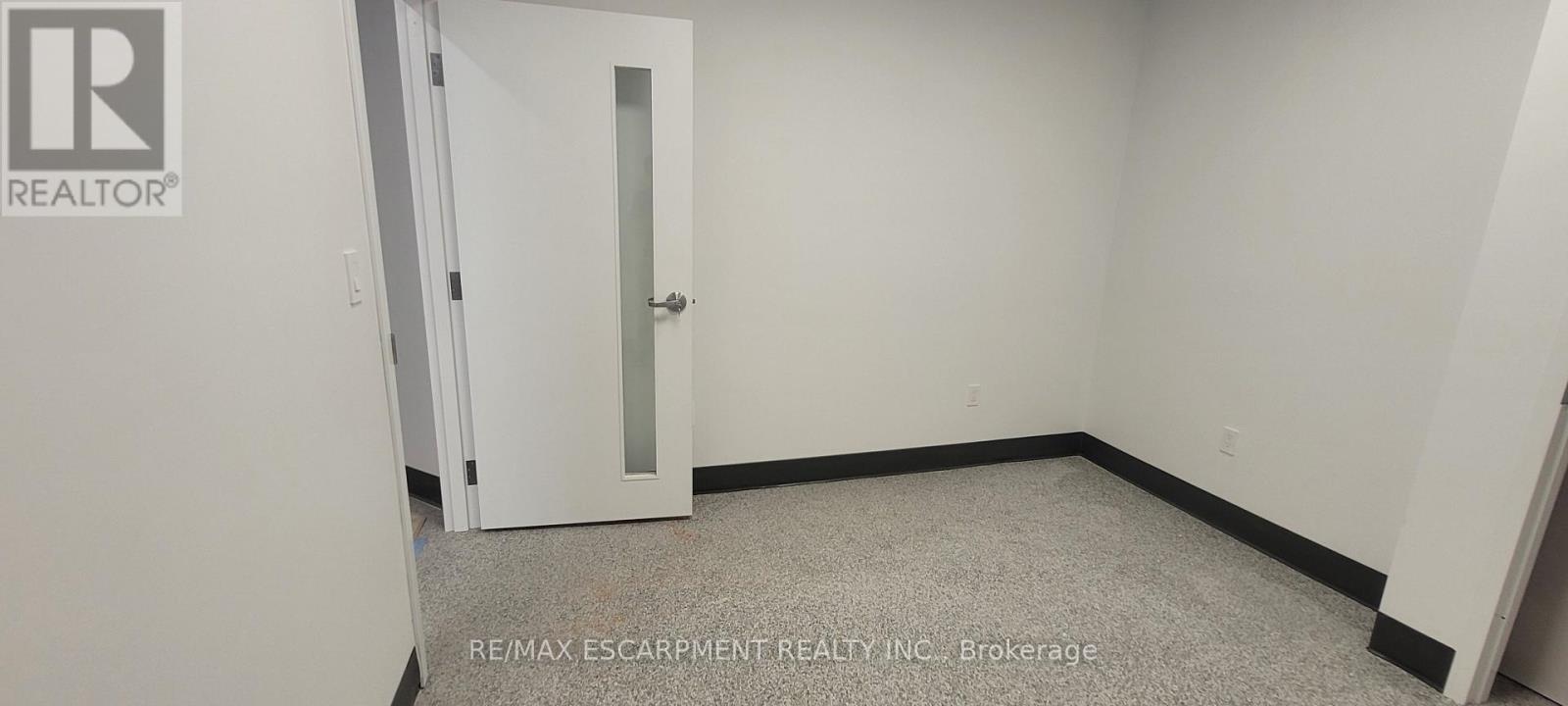 Office #1 - 120 Parkdale Avenue N, Hamilton, Ontario  L8H 5W9 - Photo 22 - X12647016