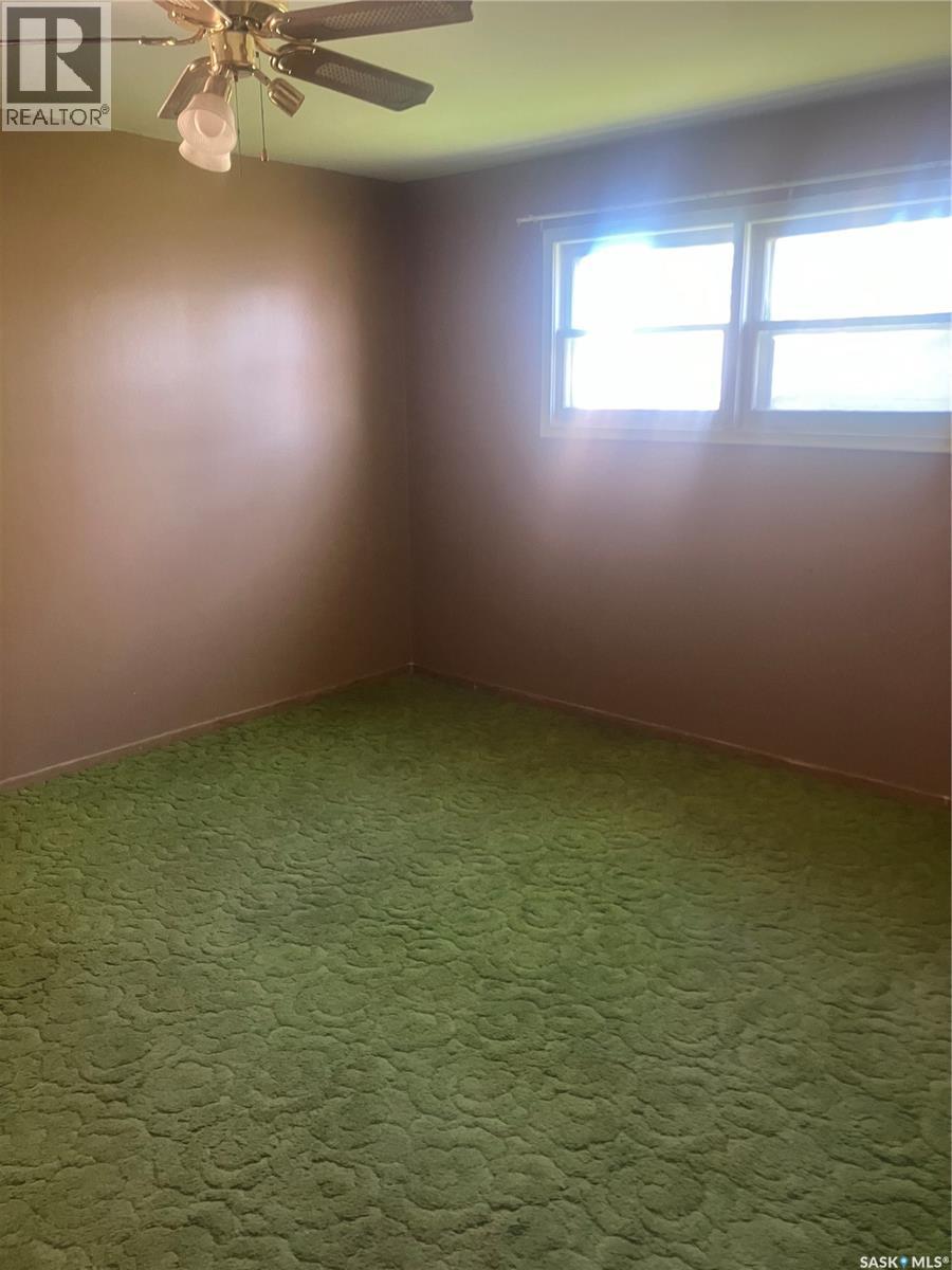 2157 Fleury Street, Regina, Saskatchewan  S4N 2M3 - Photo 6 - SK049158