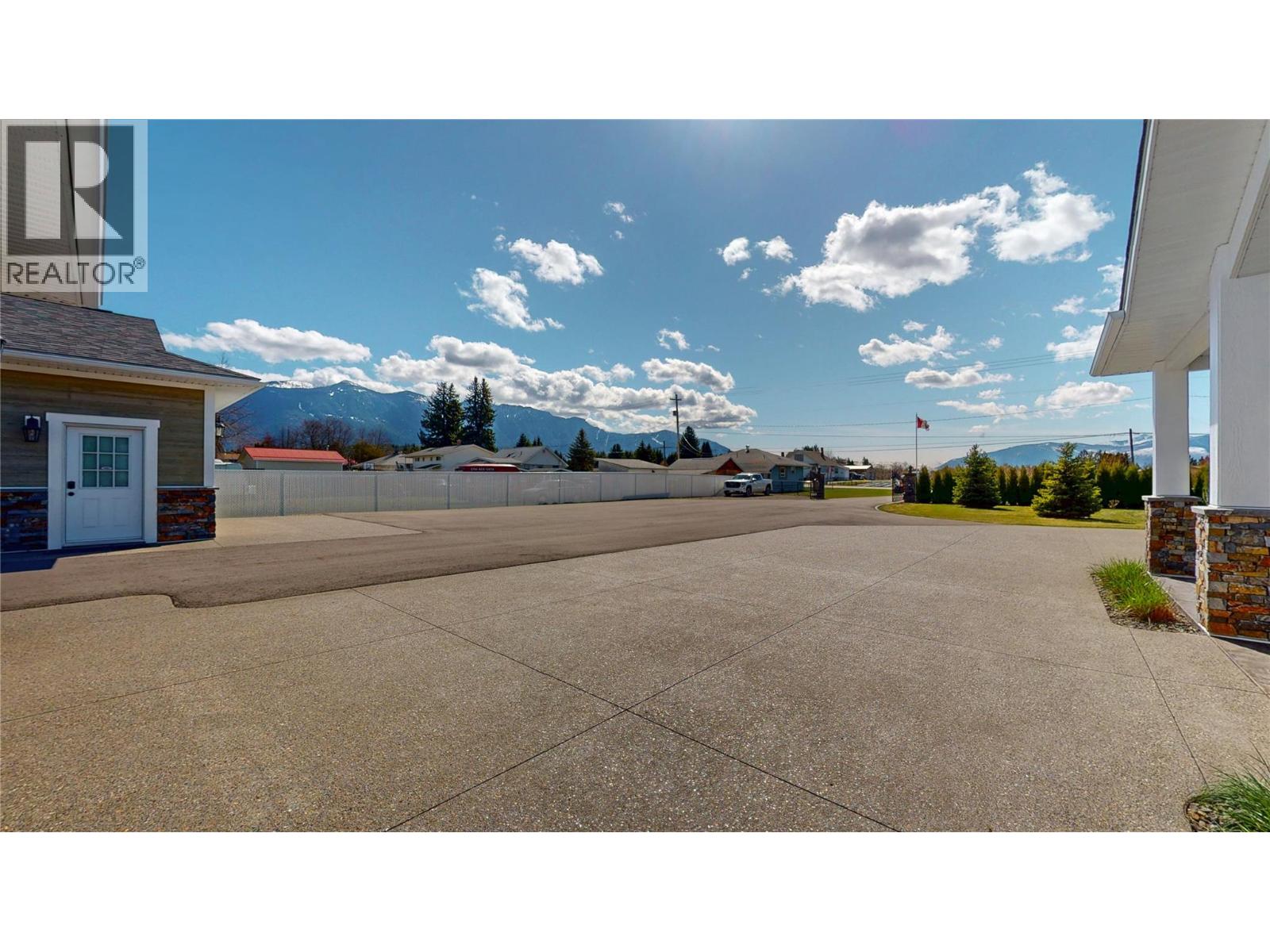 1808 Erickson Road, Creston, British Columbia  V0B 1G5 - Photo 48 - 10401644