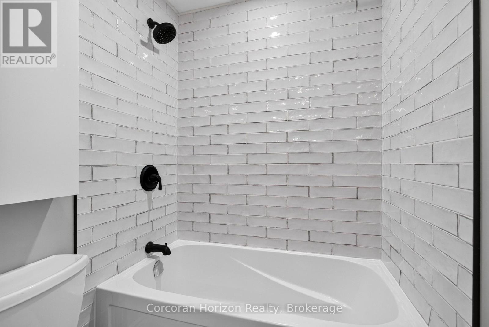 592 Aberdeen Avenue, Hamilton, Ontario  L8P 2T1 - Photo 44 - X13816540
