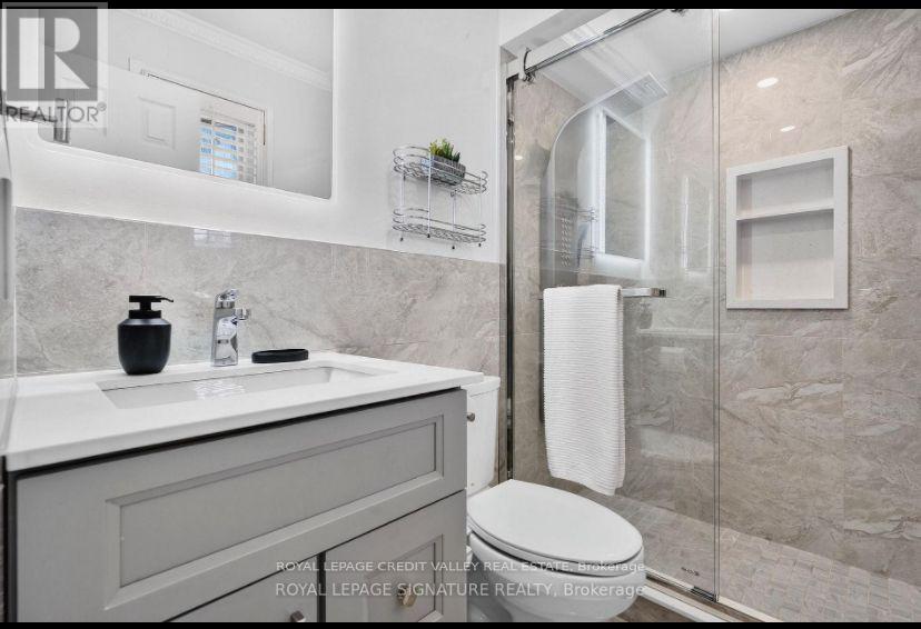1642 Pepperwood Gate, Pickering, Ontario  L1X 2K1 - Photo 20 - E13816542