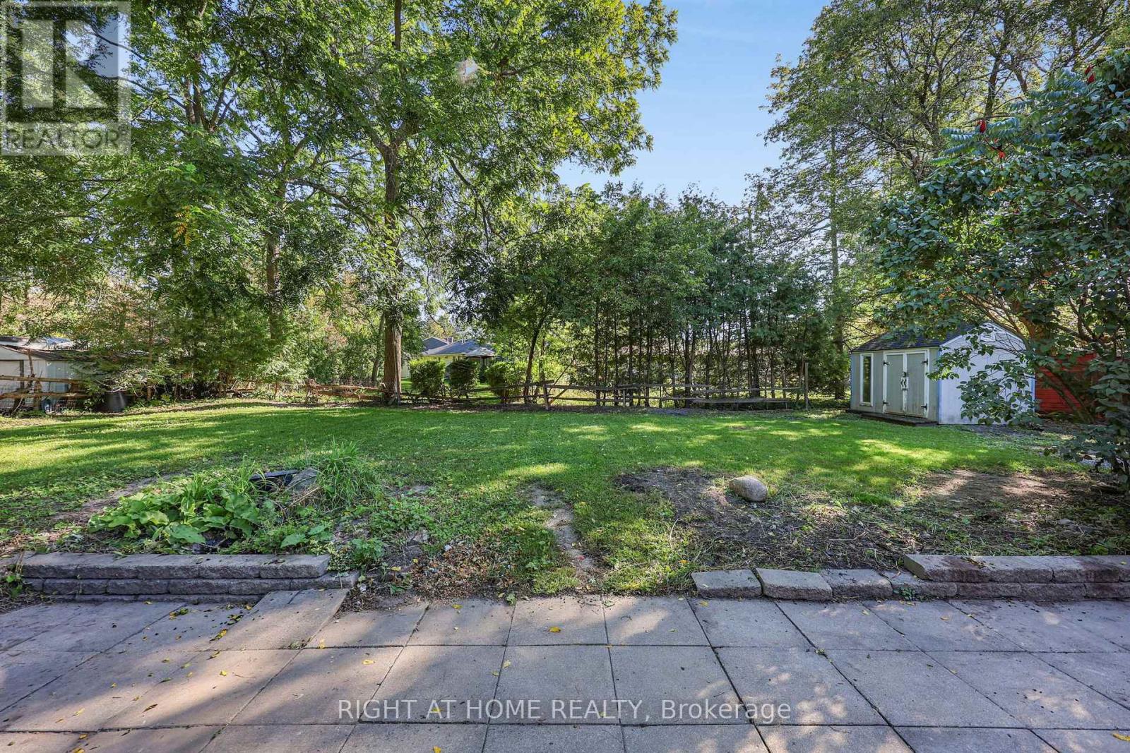 5019 Wixson Street, Pickering, Ontario  L1Y 1B5 - Photo 5 - E13816554
