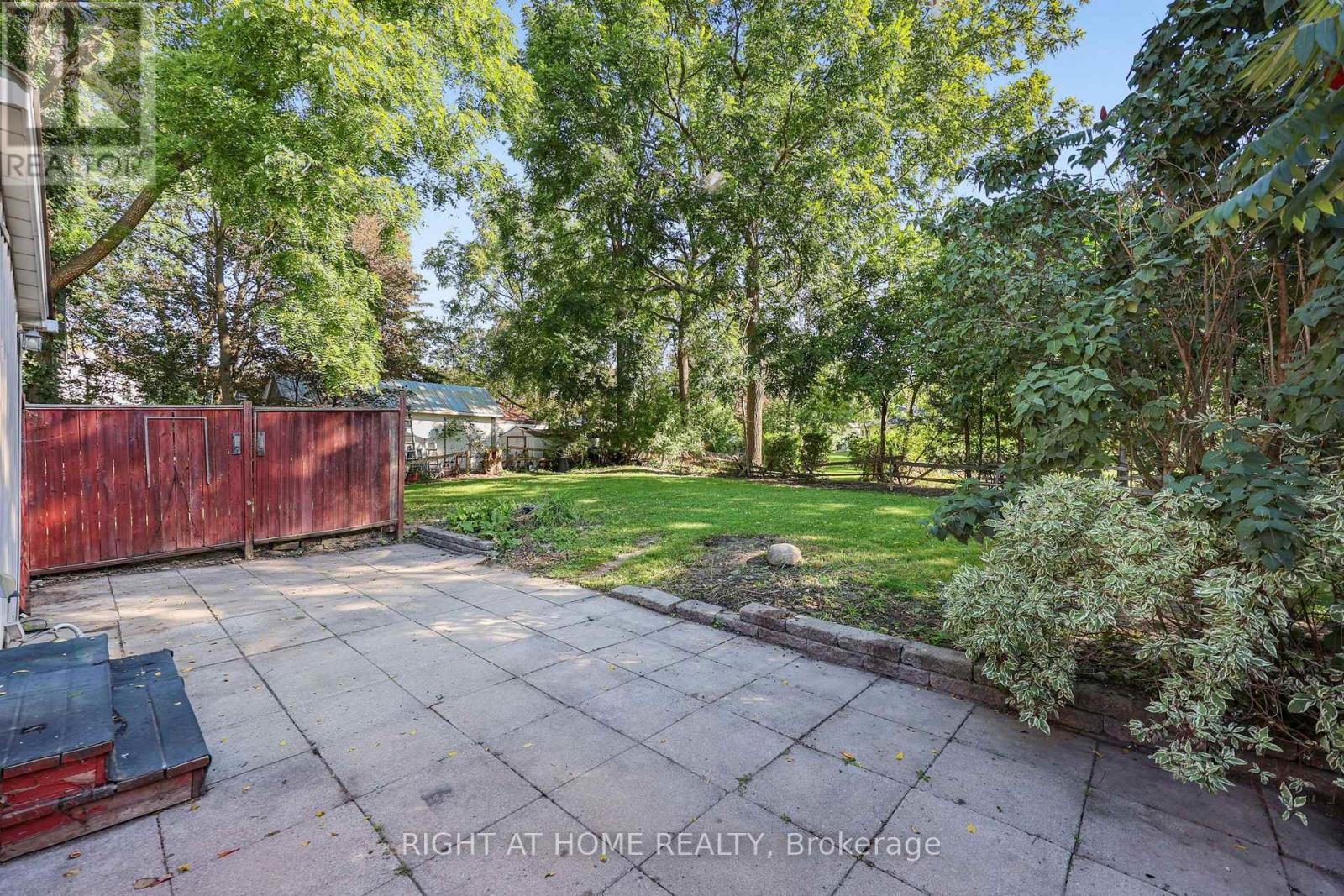 5019 Wixson Street, Pickering, Ontario  L1Y 1B5 - Photo 7 - E13816554