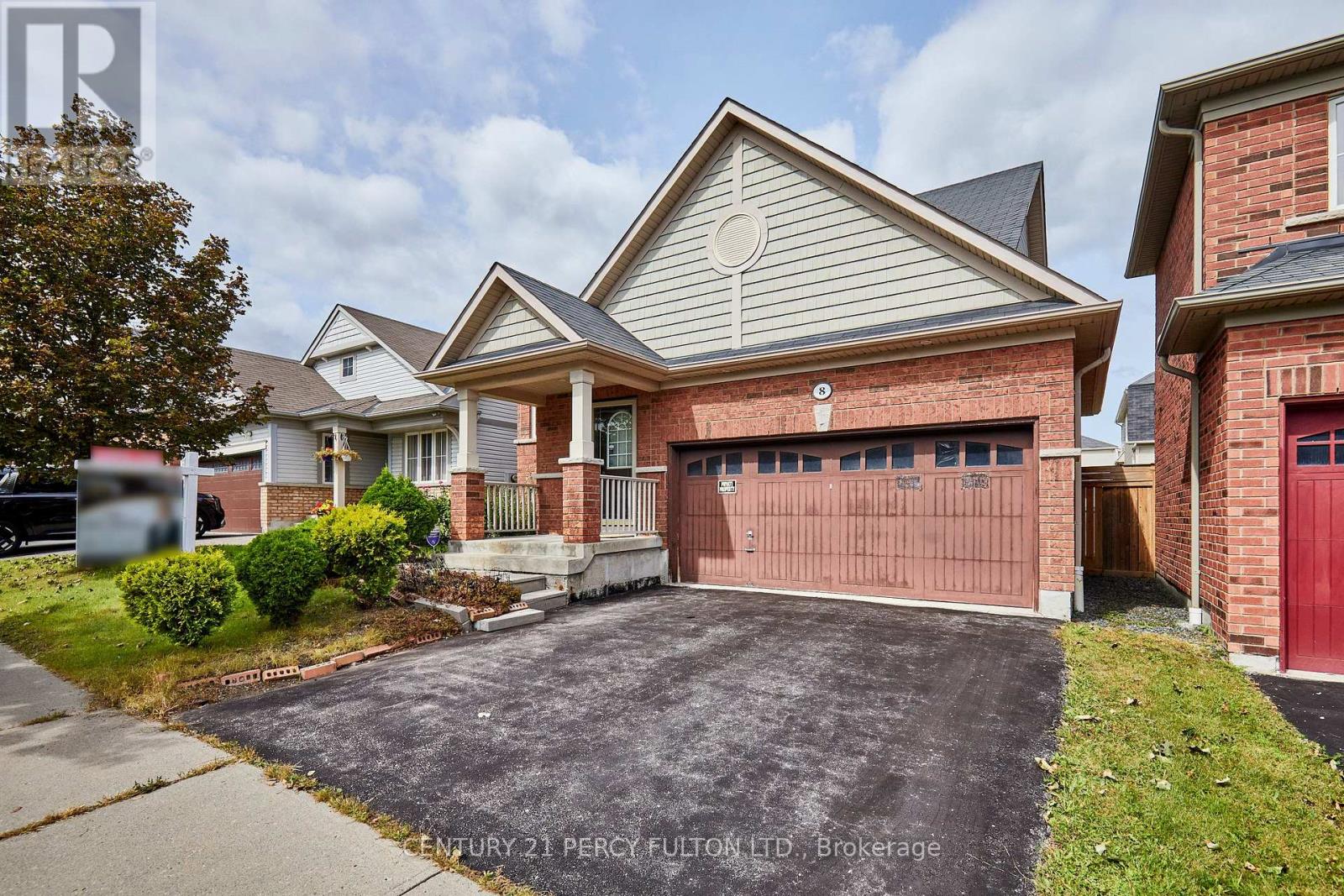 8 Knowles Street, Ajax, Ontario  L1Z 0J5 - Photo 3 - E13816598
