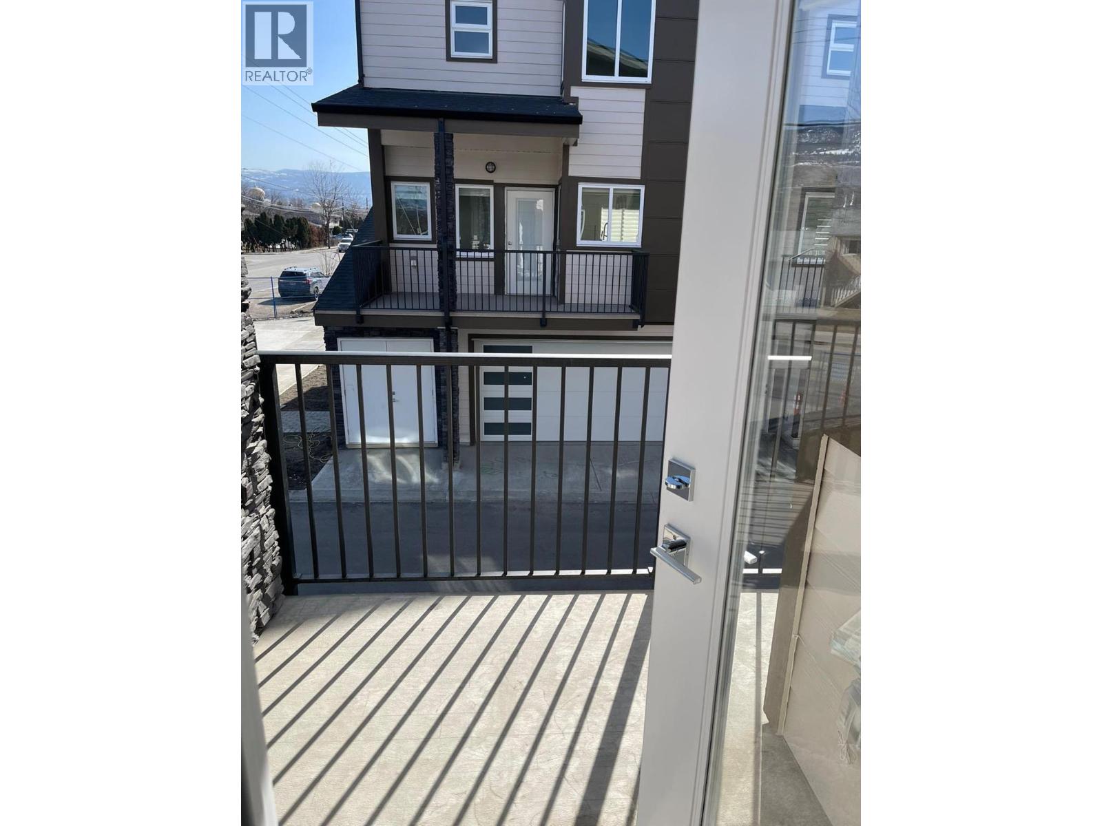 1354 Rutland Road N Unit# 1, Kelowna, British Columbia