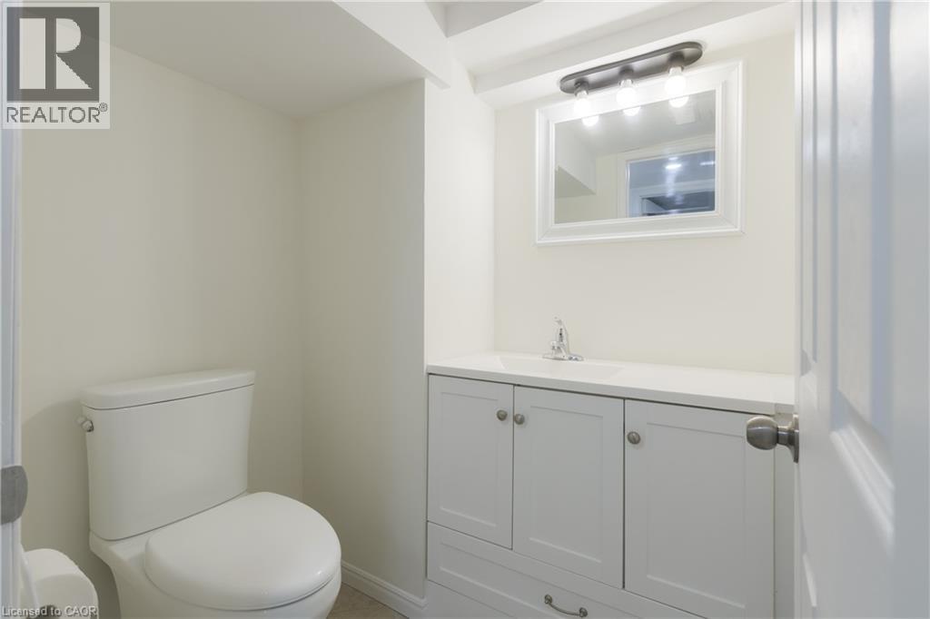 95 Fennell Avenue W, Hamilton, Ontario  L9C 1E9 - Photo 41 - 40865746
