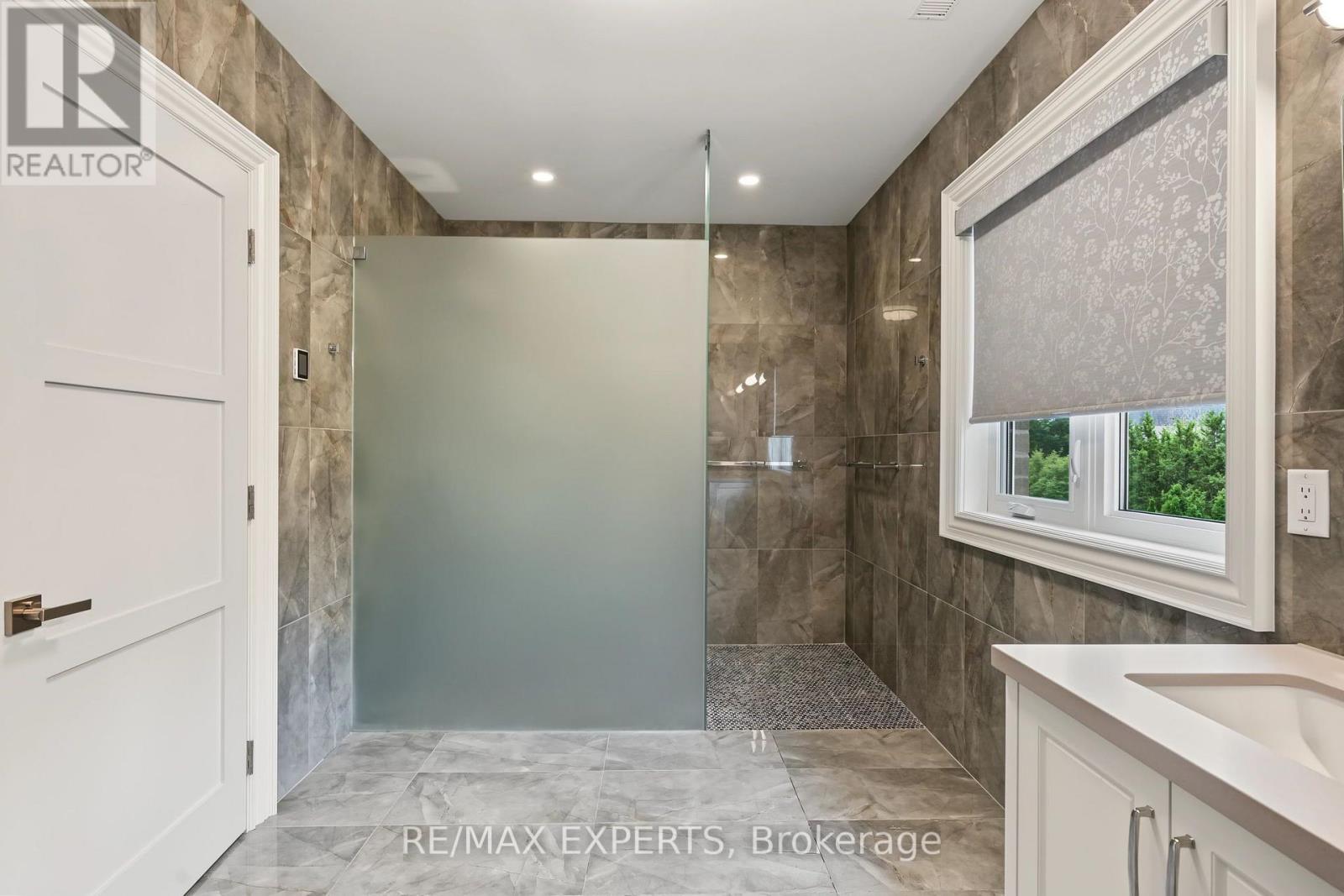 18 Gosling Road, Vaughan, Ontario  L6A 1E2 - Photo 29 - N13816572