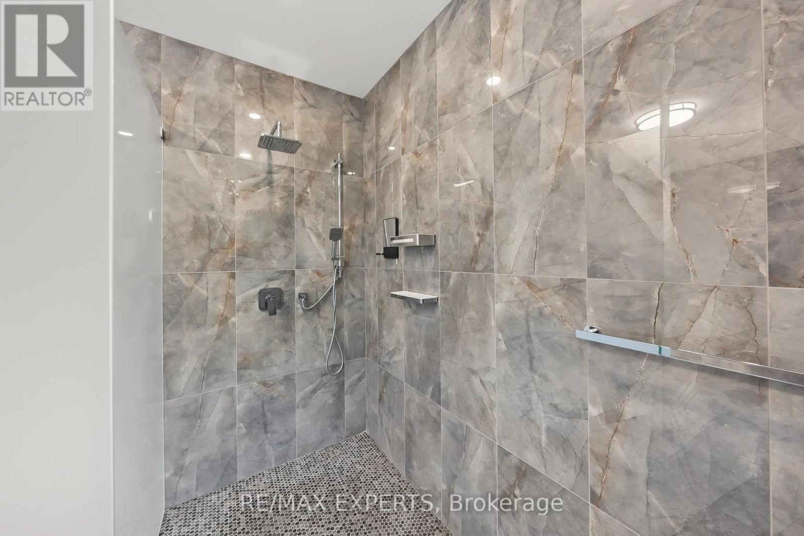 18 Gosling Road, Vaughan, Ontario  L6A 1E2 - Photo 30 - N13816572