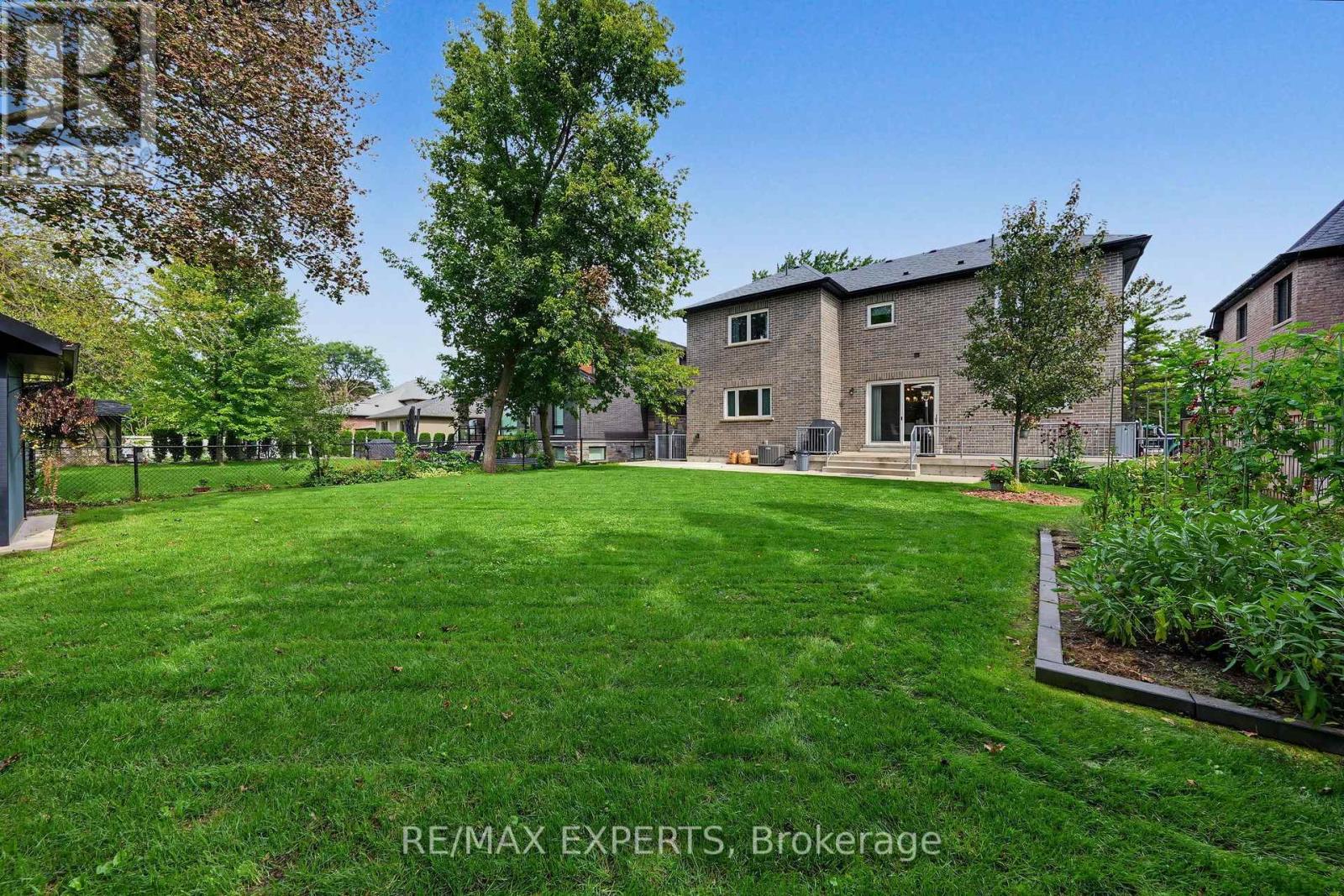 18 Gosling Road, Vaughan, Ontario  L6A 1E2 - Photo 46 - N13816572