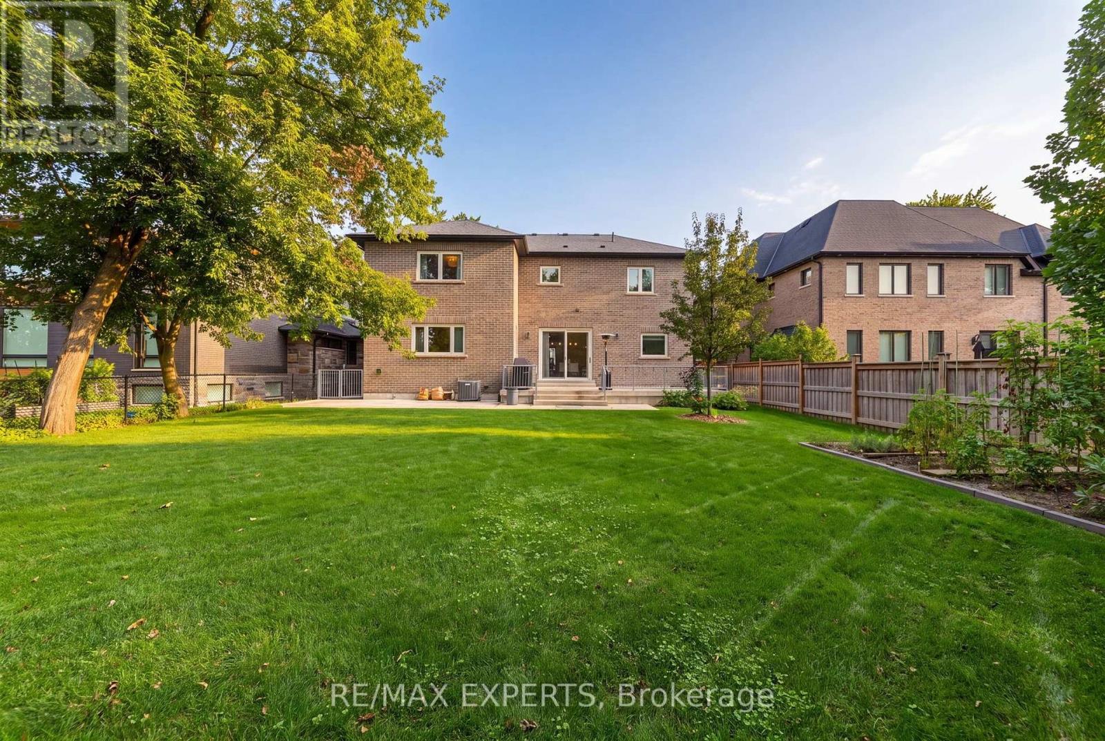 18 Gosling Road, Vaughan, Ontario  L6A 1E2 - Photo 47 - N13816572