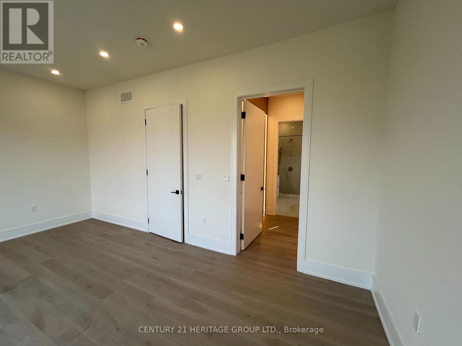 3717 Lakepoint Drive, Severn, Ontario  L3V 8M9 - Photo 15 - S13816534