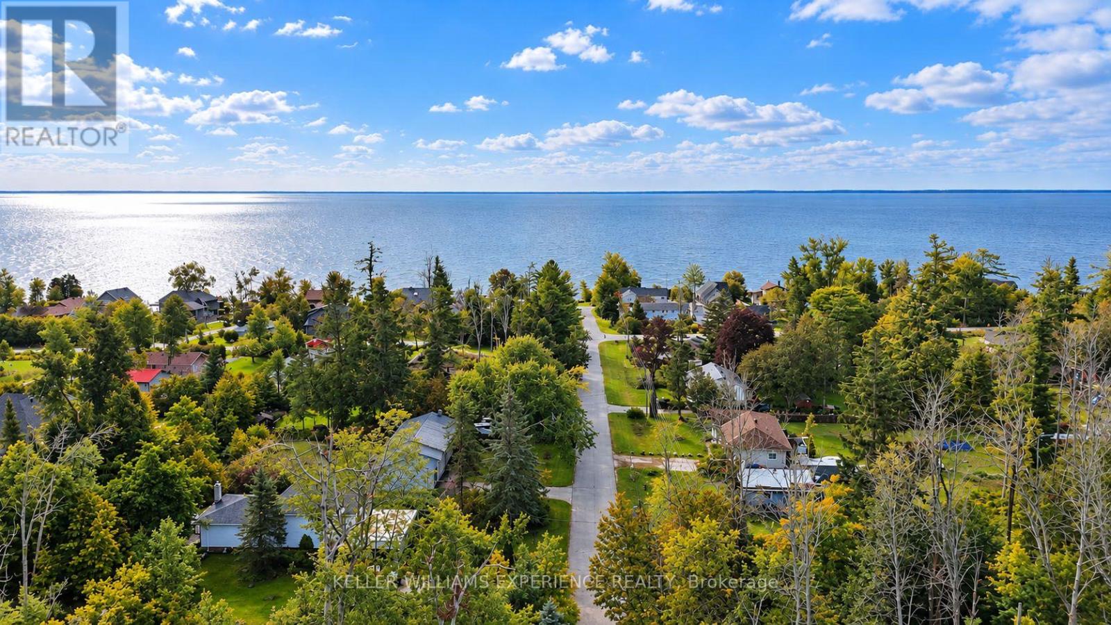11 Barbara Avenue, Oro-Medonte, Ontario  L0L 2E0 - Photo 10 - S13816610