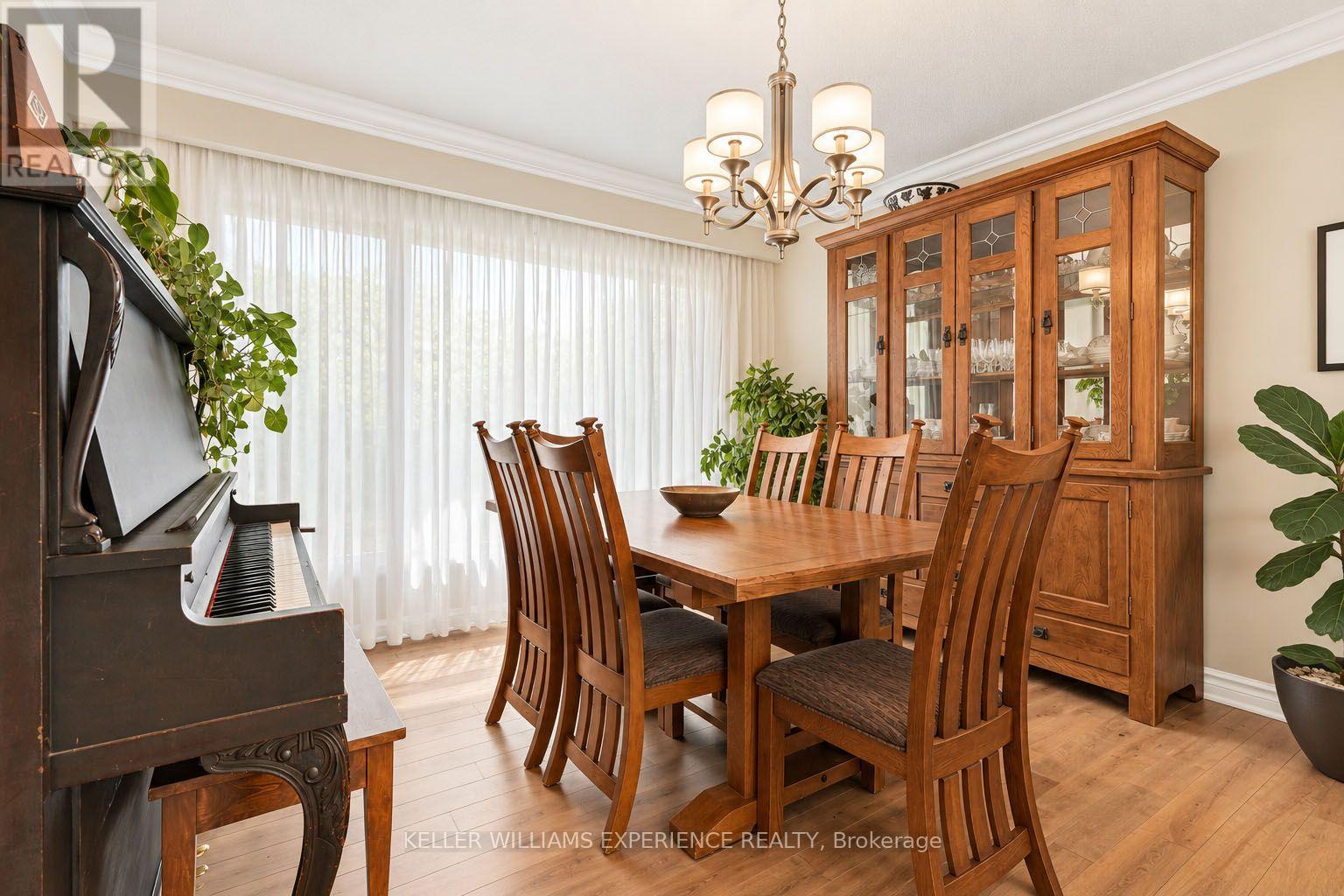 11 Barbara Avenue, Oro-Medonte, Ontario  L0L 2E0 - Photo 23 - S13816610