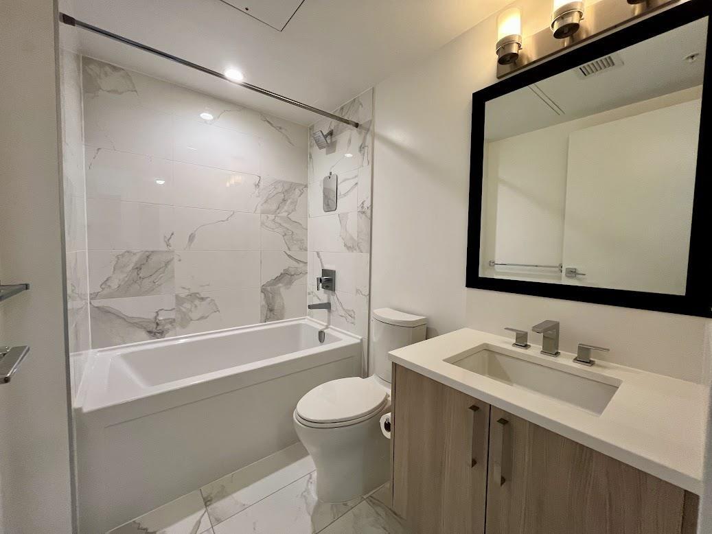 806 13350 Central Avenue, Surrey, British Columbia  V3T 0S1 - Photo 9 - R3151452