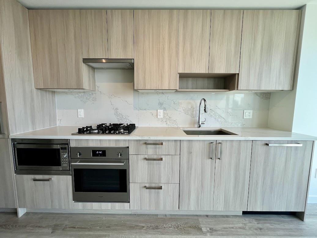806 13350 Central Avenue, Surrey, British Columbia  V3T 0S1 - Photo 5 - R3151452