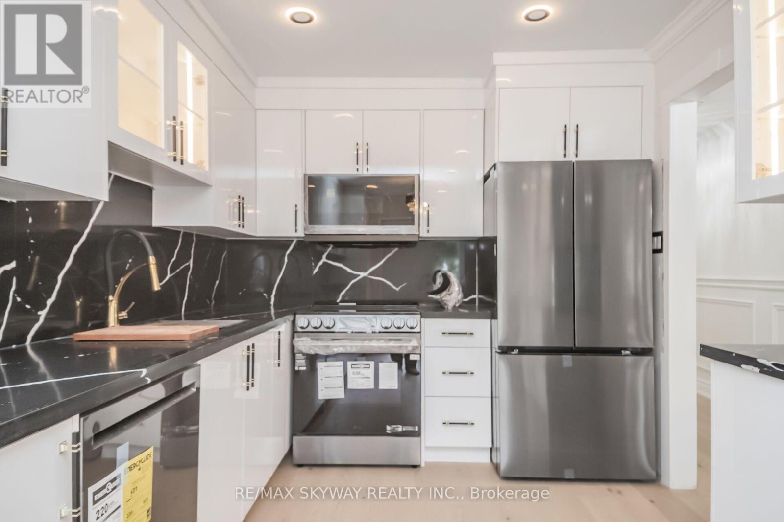 4558 Pemmican Trail, Mississauga, Ontario  L4Z 2L8 - Photo 18 - W13816624